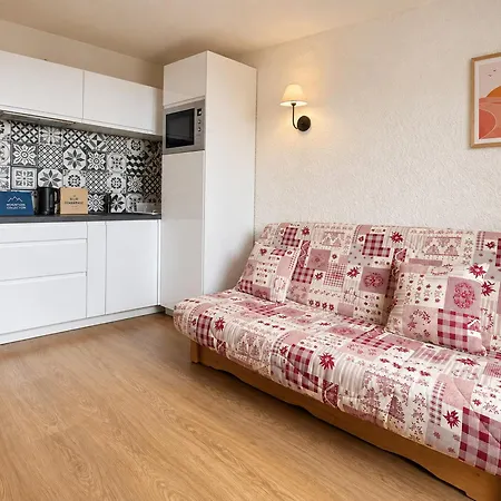 Confortable, Aux Pieds, Proche Centre, Balcon Privé - Fr-1-688-44 * Méribel