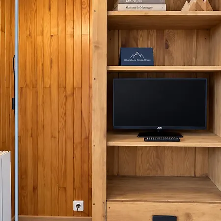 Confortable, Aux Pieds, Proche Centre, Balcon Privé - Fr-1-688-44 Apartamento *